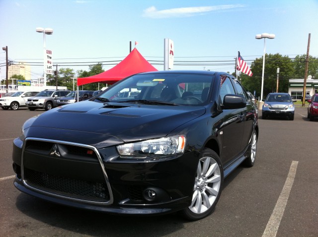 Mitsubishi Lancer... Ralliart? LOLWUT?!